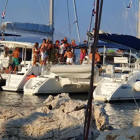 Le Dimore Charter Botel